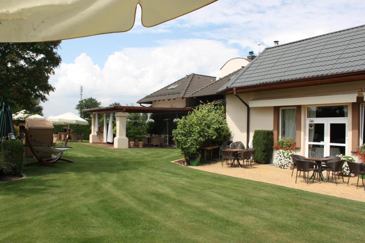 Szonowice 德沃雷克宾馆酒店 外观 照片